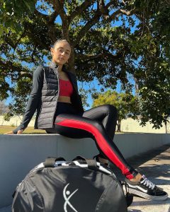 Leia mais sobre o artigo Como cuidar de leggings e aumentar a vida útil do tecido