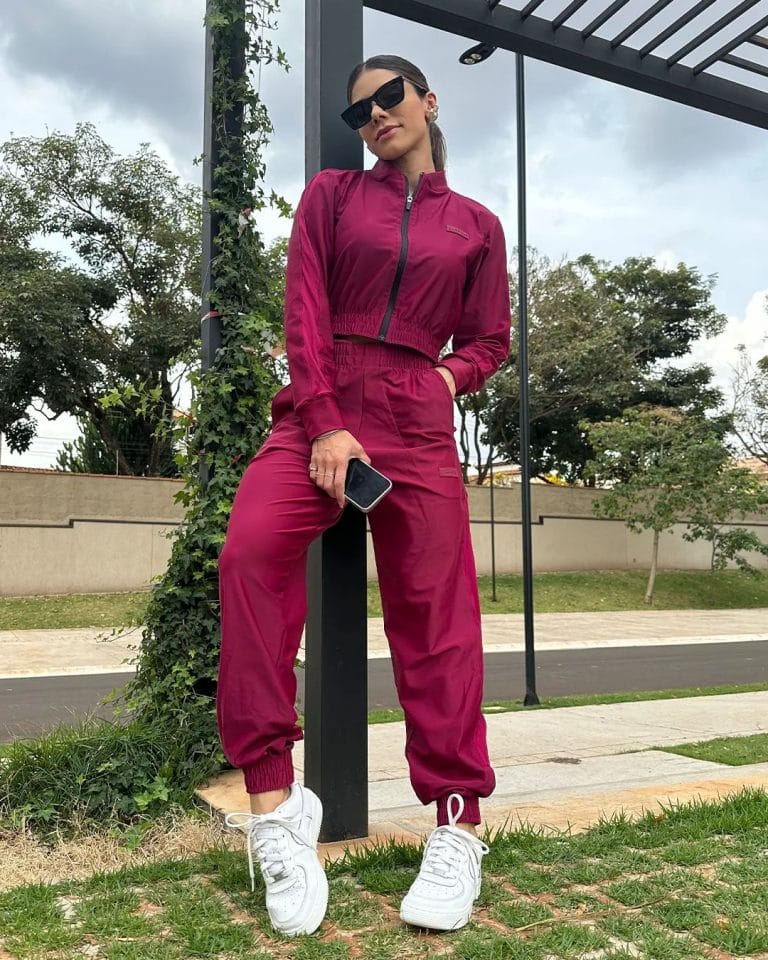 Leia mais sobre o artigo Athleisure: A Tendência que Veio para Ficar